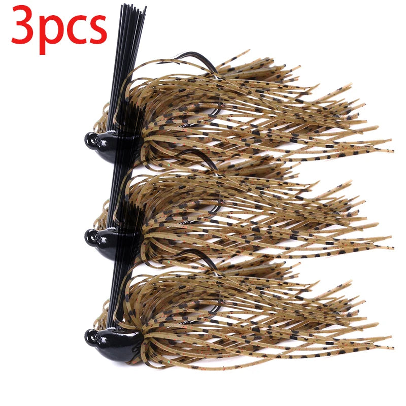 Weedless Skirted Bass Jig